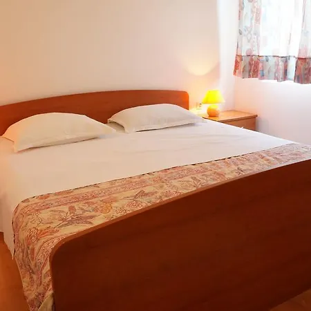 Sandra Apartment Sukošan