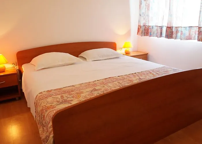 Sandra Apartamento Sukošan